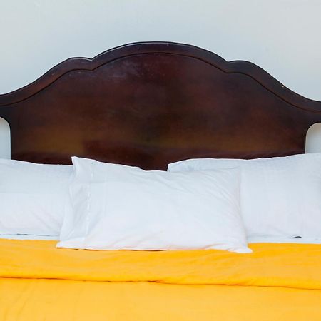Windjammer International Cuisine & Comfort Inn Georgetown Cameră foto